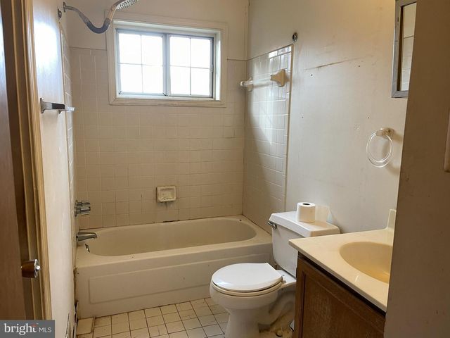 5303 CUMBERLAND ST, Capitol Heights, MD 20743