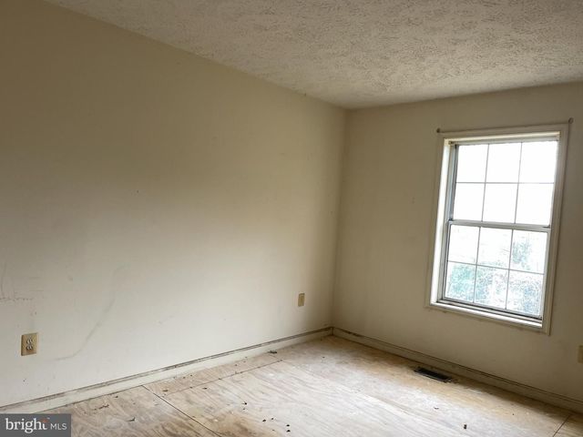 5303 CUMBERLAND ST, Capitol Heights, MD 20743