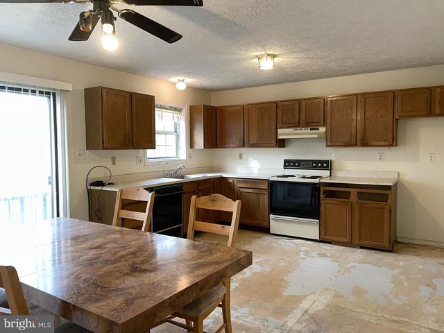 5303 CUMBERLAND ST, Capitol Heights, MD 20743