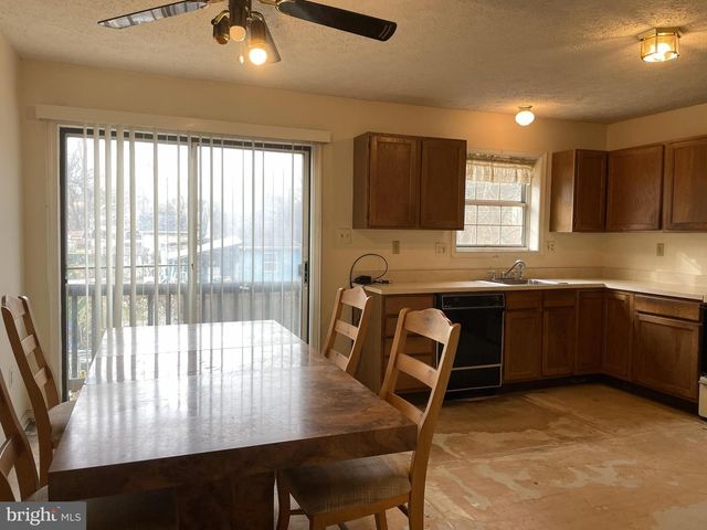 5303 CUMBERLAND ST, Capitol Heights, MD 20743