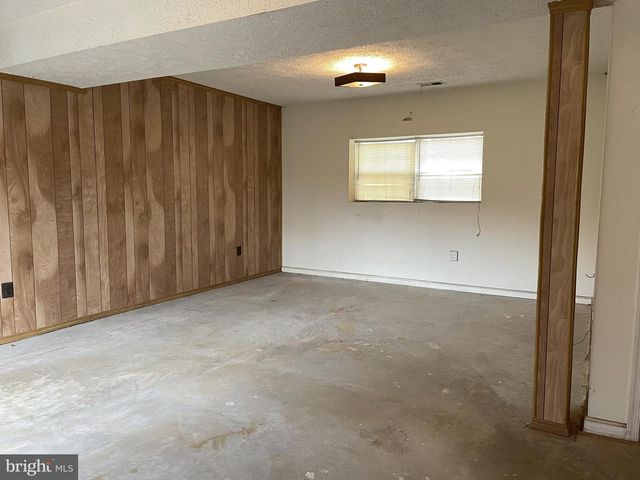 5303 CUMBERLAND ST, Capitol Heights, MD 20743