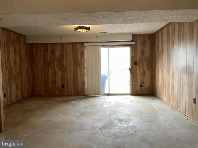 5303 CUMBERLAND ST, Capitol Heights, MD 20743