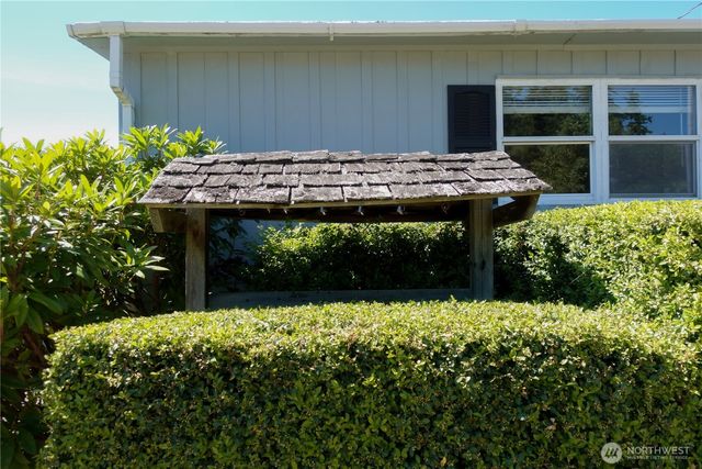 4880 Magellan Drive, Freeland, WA 98249