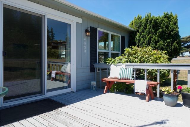 4880 Magellan Drive, Freeland, WA 98249
