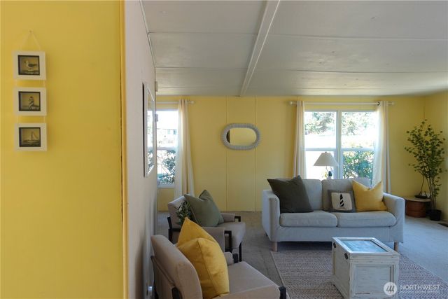 4880 Magellan Drive, Freeland, WA 98249