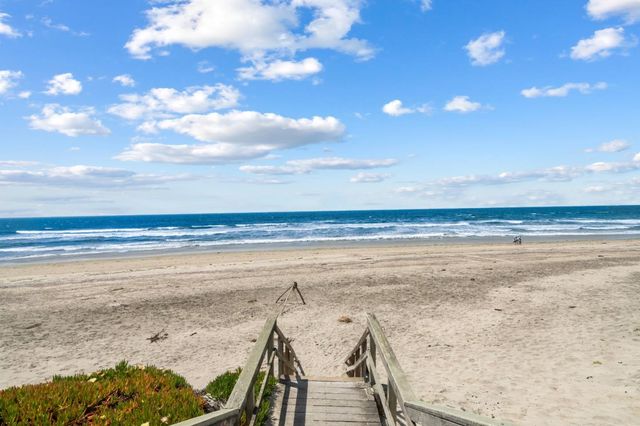 3 Pelican Point, Watsonville, CA 95076