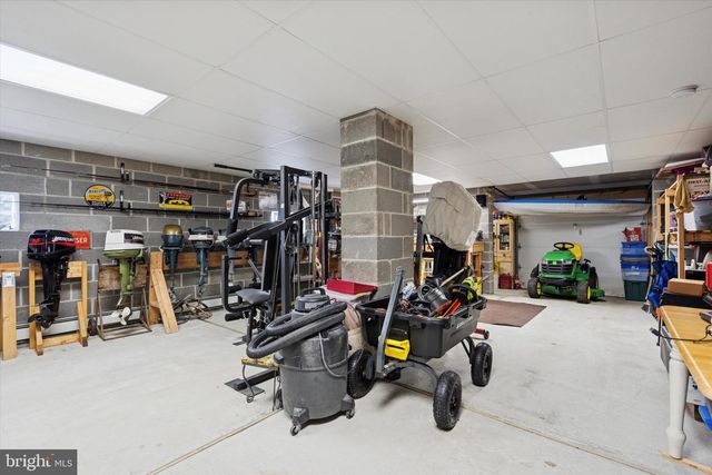 311 NESHAMINY RD, Croydon, PA 19021