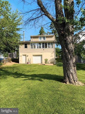 311 NESHAMINY RD, Croydon, PA 19021