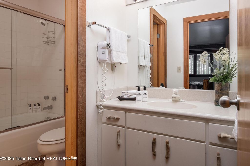 3600 W MICHAEL Drive D-4-2, Teton Village, WY 83014 photo 20