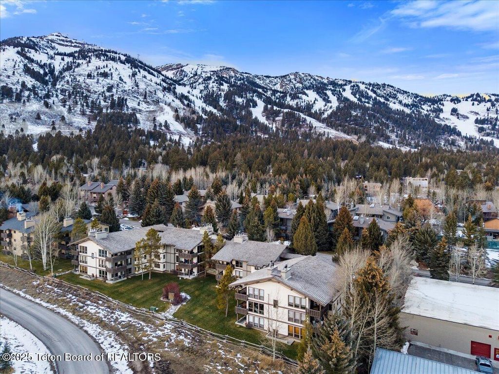 3600 W MICHAEL Drive D-4-2, Teton Village, WY 83014 photo 24