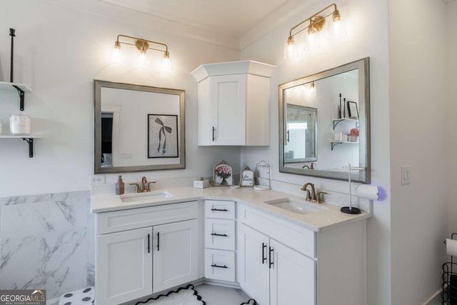 105 Red Bluff Drive, Athens, GA 30607