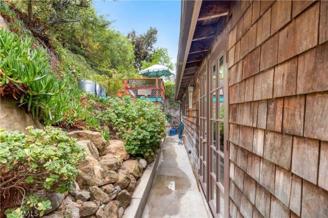 1553 Arroyo Drive, Laguna Beach, CA 92651