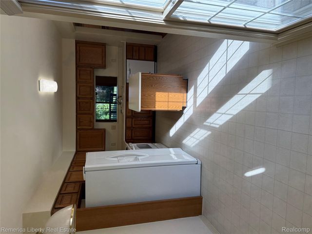 39484 Village Run Drive 189, Northville Township, MI 48168