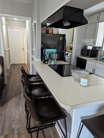 422 Thoreau Lane, Euless, TX 76039