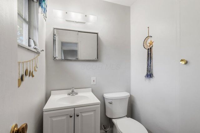 4296 Maize Road, Columbus, OH 43224