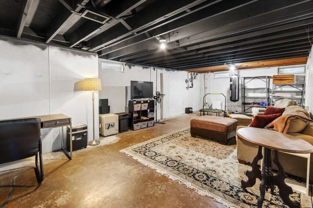 4296 Maize Road, Columbus, OH 43224