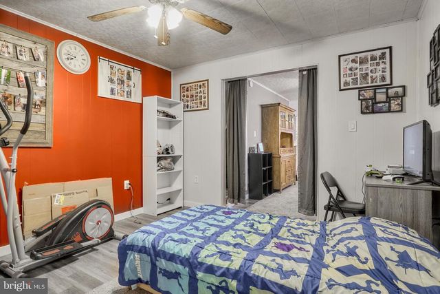 53 E MAIN ST, Newmanstown, PA 17073