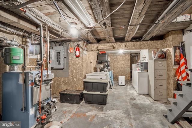 53 E MAIN ST, Newmanstown, PA 17073