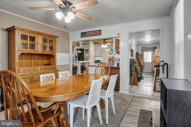 53 E MAIN ST, Newmanstown, PA 17073