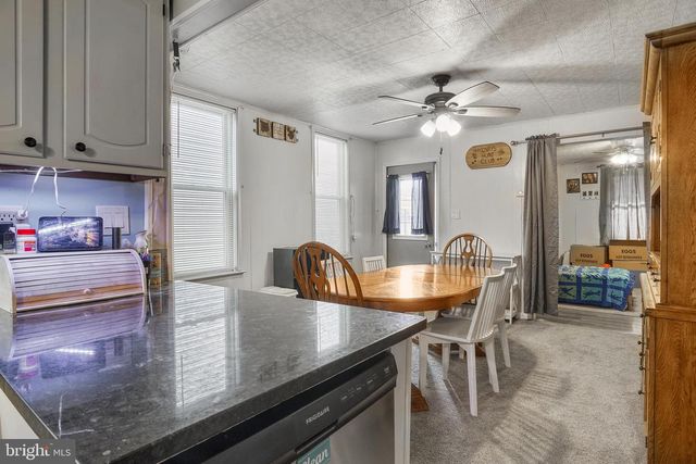 53 E MAIN ST, Newmanstown, PA 17073