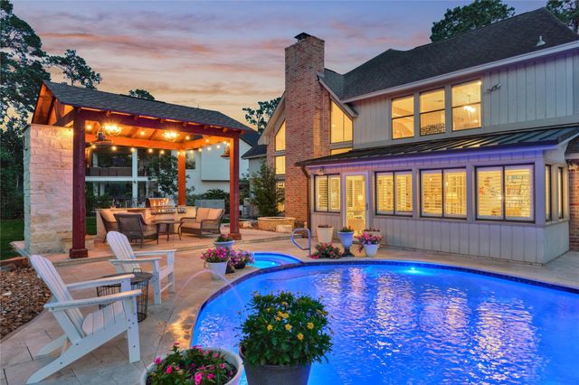 37 Doe Run Drive, The Woodlands, TX 77380