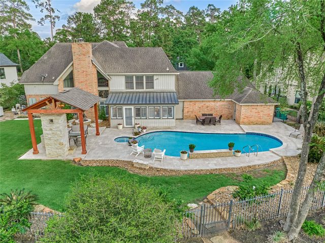 37 Doe Run Drive, The Woodlands, TX 77380