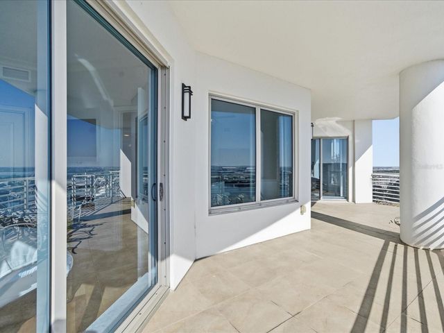 1209 E CUMBERLAND AVENUE 1906, Tampa, FL 33602