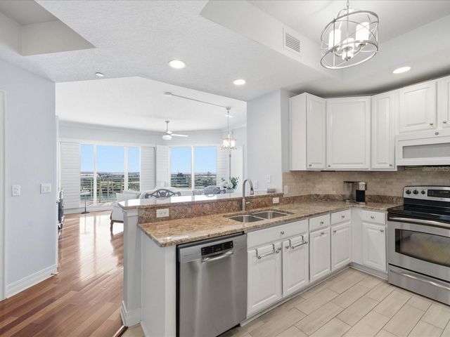 1209 E CUMBERLAND AVENUE 1906, Tampa, FL 33602