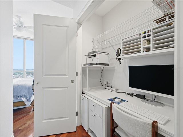 1209 E CUMBERLAND AVENUE 1906, Tampa, FL 33602