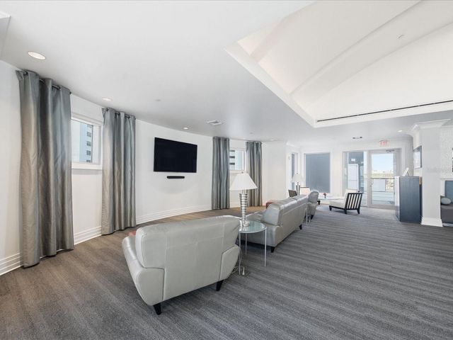 1209 E CUMBERLAND AVENUE 1906, Tampa, FL 33602