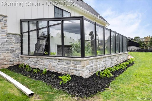 8439 Holcomb Road, Clarkston, MI 48348