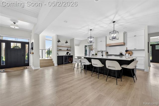 8439 Holcomb Road, Clarkston, MI 48348