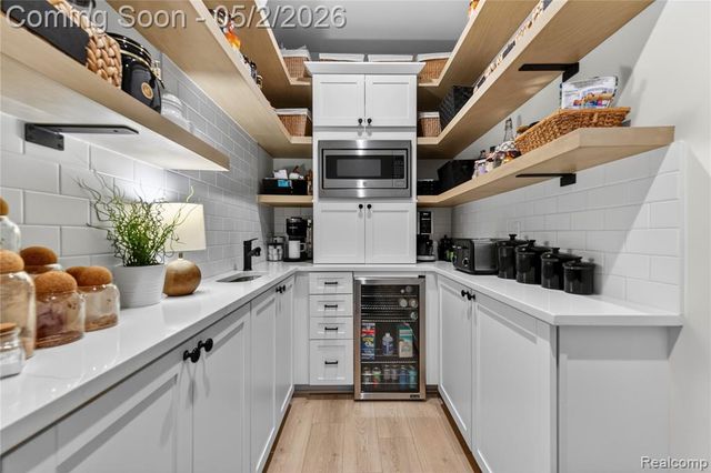 8439 Holcomb Road, Clarkston, MI 48348