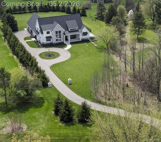 8439 Holcomb Road, Clarkston, MI 48348