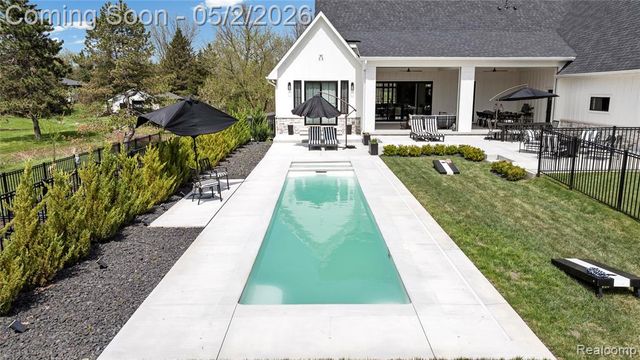 8439 Holcomb Road, Clarkston, MI 48348