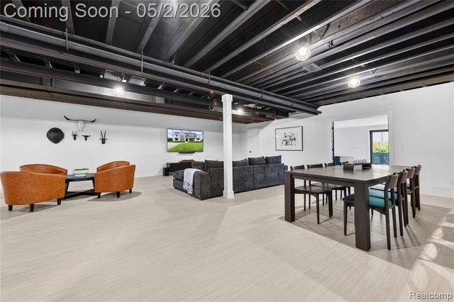 8439 Holcomb Road, Clarkston, MI 48348