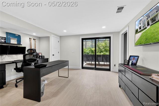 8439 Holcomb Road, Clarkston, MI 48348