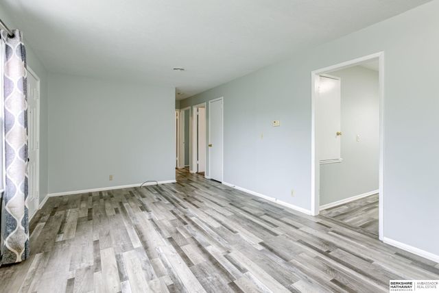 6157 & 6159 Hillsdale Avenue, Omaha, NE 68117