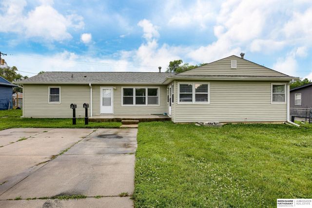 6157 & 6159 Hillsdale Avenue, Omaha, NE 68117