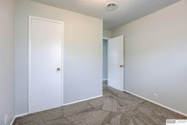 6157 & 6159 Hillsdale Avenue, Omaha, NE 68117