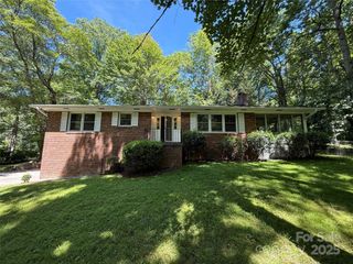 212 Fallen Timber Road 23, Hendersonville, NC 28791