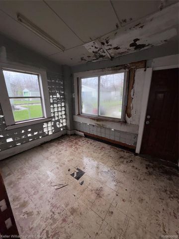 20083 Bradford Street, Detroit, MI 48205