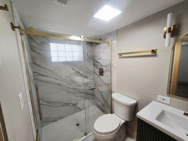 9631 S Merrill Avenue, Chicago, IL 60617