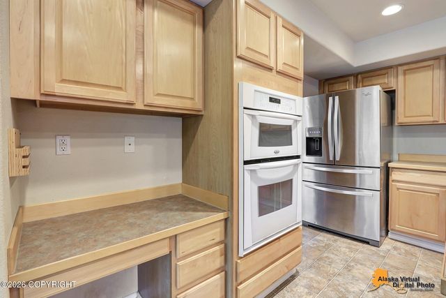 2804 W Discovery Loop, Wasilla, AK 99654