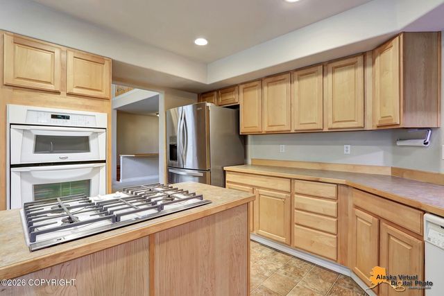 2804 W Discovery Loop, Wasilla, AK 99654