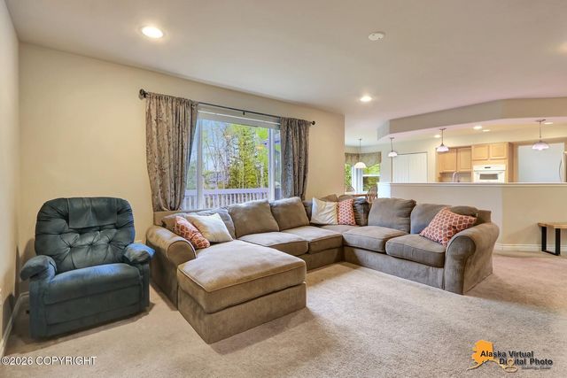 2804 W Discovery Loop, Wasilla, AK 99654