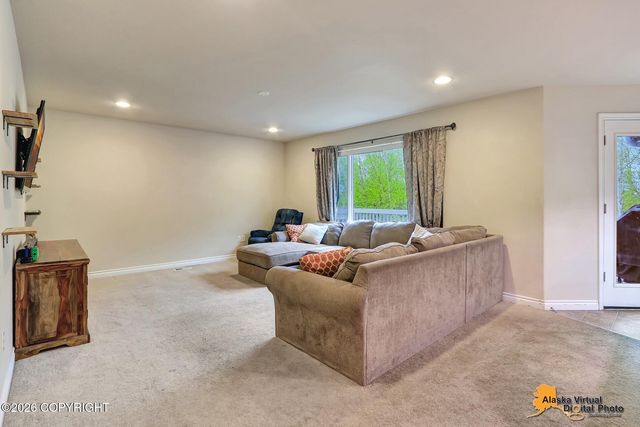 2804 W Discovery Loop, Wasilla, AK 99654