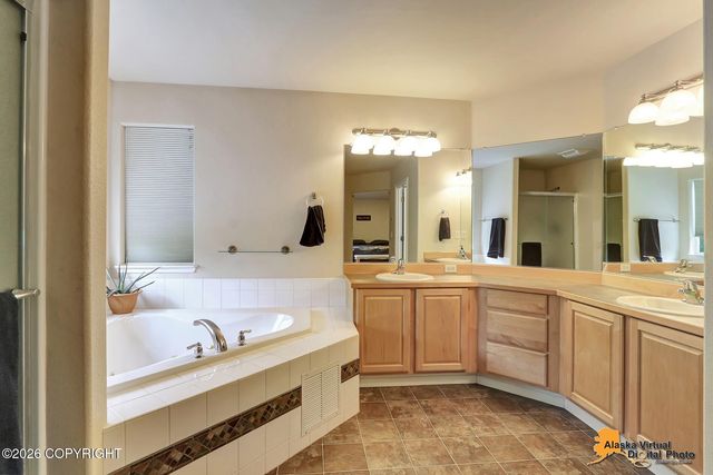 2804 W Discovery Loop, Wasilla, AK 99654