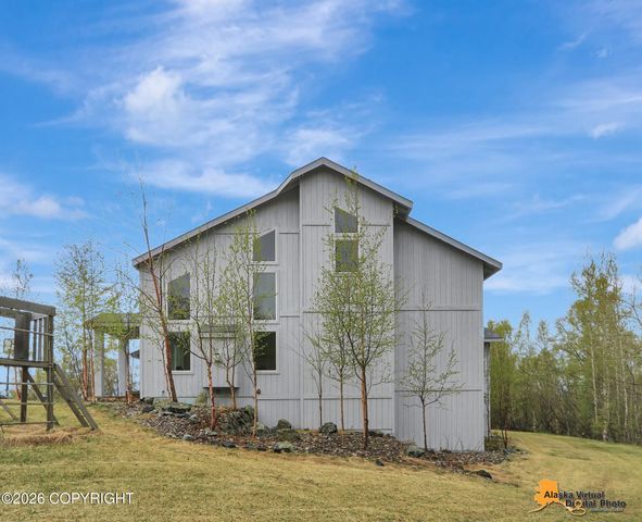 2804 W Discovery Loop, Wasilla, AK 99654