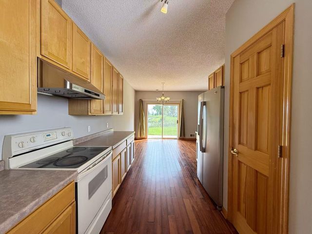 1842 111th Avenue NE, Blaine, MN 55449